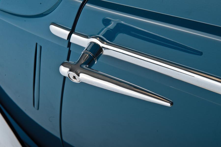 Детали экстерьера Lagonda LG6 Rapide Drophead Coupe 1938 года  (фото 13 из 40)